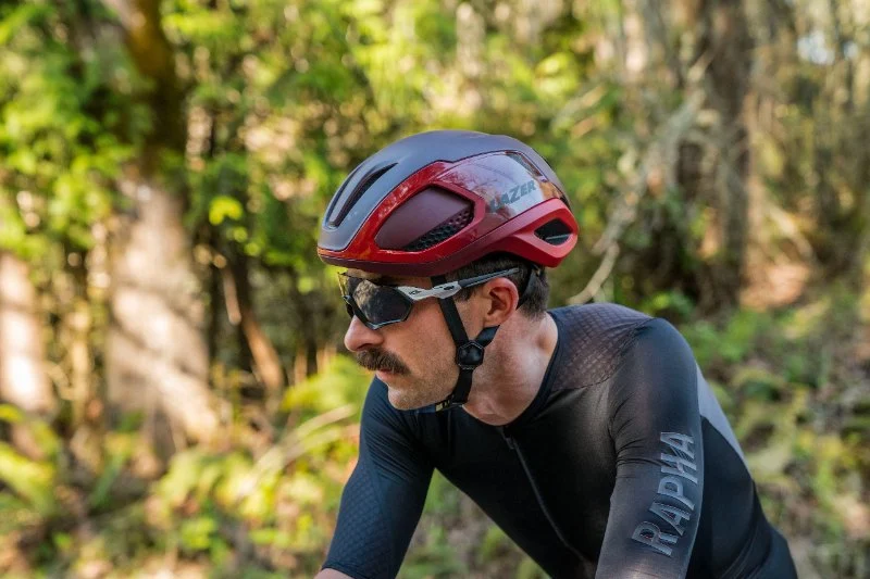 Best Aero Helmets for Road Racers: Speed vs Comfort