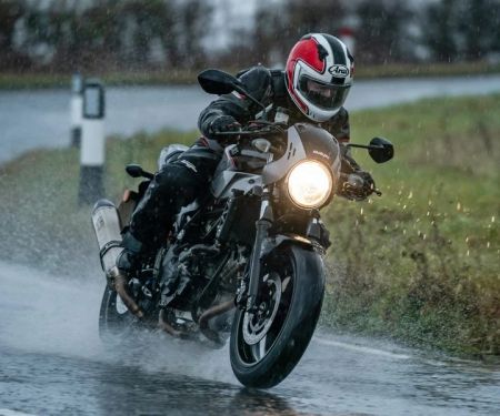 How to Ride in the Rain Without Getting Soaked