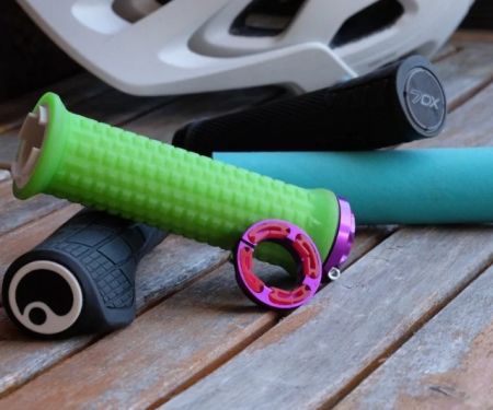 Best Handlebar Grips for Reducing Hand Fatigue