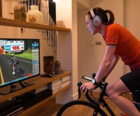 Best Bike Trainers With Virtual Reality Features