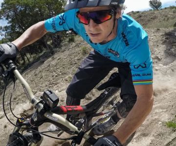 How to Capture Great Cycling Photos: Camera, Angles, and Lighting