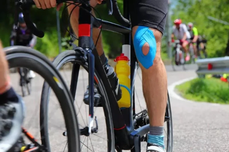 How to Prevent Overuse Injuries in Cycling: Knees, Back, and Wrists