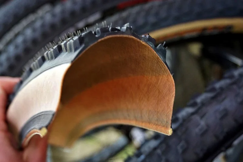 Guide to Types of Bike Tires: Clincher, Tubeless, Tubular Explained