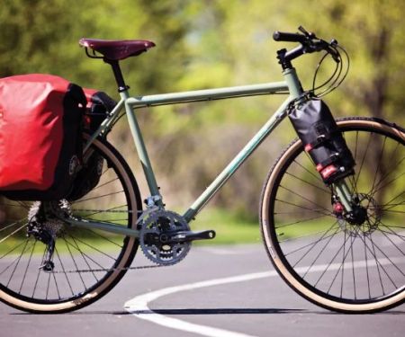 Best Touring Bikes for Cross-Country U.S. Rides: Top Picks for Your Adventure