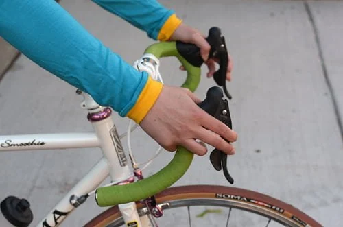 How to Avoid Shoulder Strain on Drop Handlebars