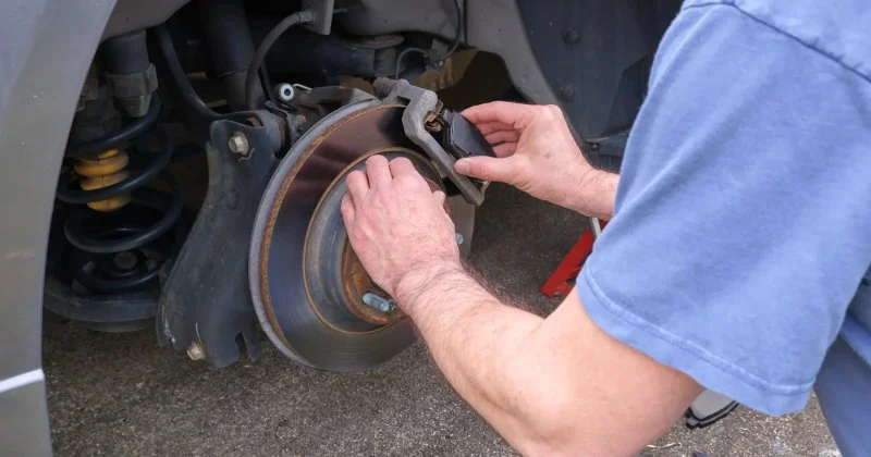 How to Replace Brake Pads: Disc and Rim Brake Guides