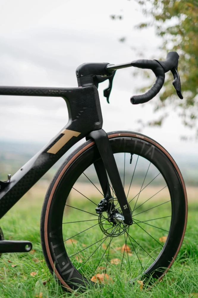 Best Lightweight Wheelsets for Endurance Road Cycling: Top Picks and Insights