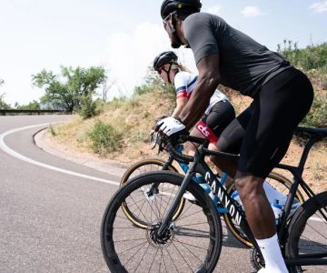 How to Climb Long Hills Without Losing Stamina: Cycling Techniques That Work