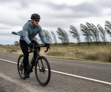 Cycling in Crosswinds: Position, Speed, and Route Choices